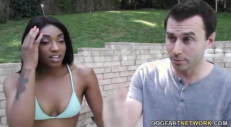 Ebony Sizi Sev Has Multiple Squirting Orgasm
