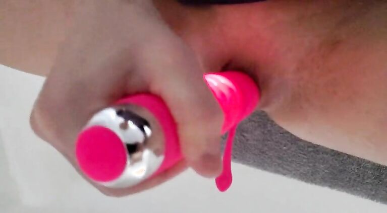 Teen mom squirting before school